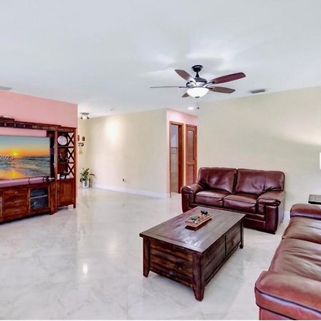 Heated Pool Hot Tub Miami Villa Luaran gambar