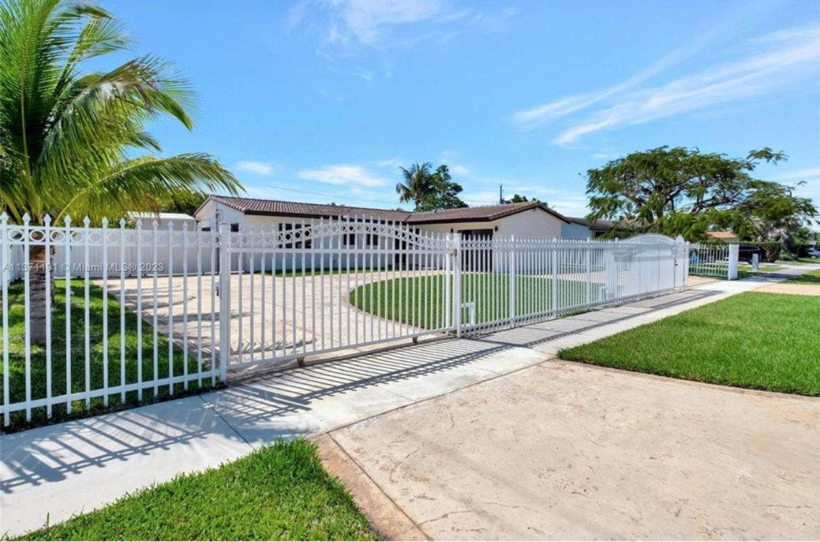 Heated Pool Hot Tub Miami Villa Luaran gambar
